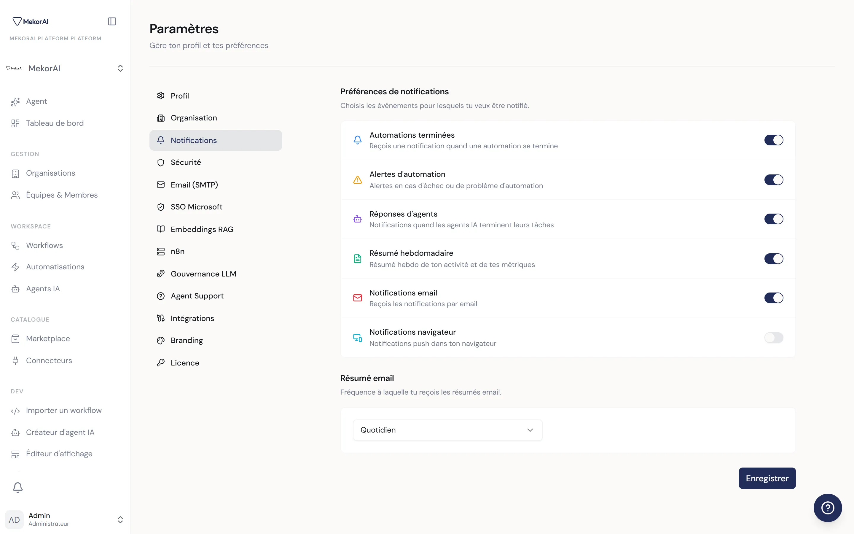 À CAPTURER : l'onglet Notifications — la liste de bascules avec leurs icônes colorées, puis le menu « Résumé email »